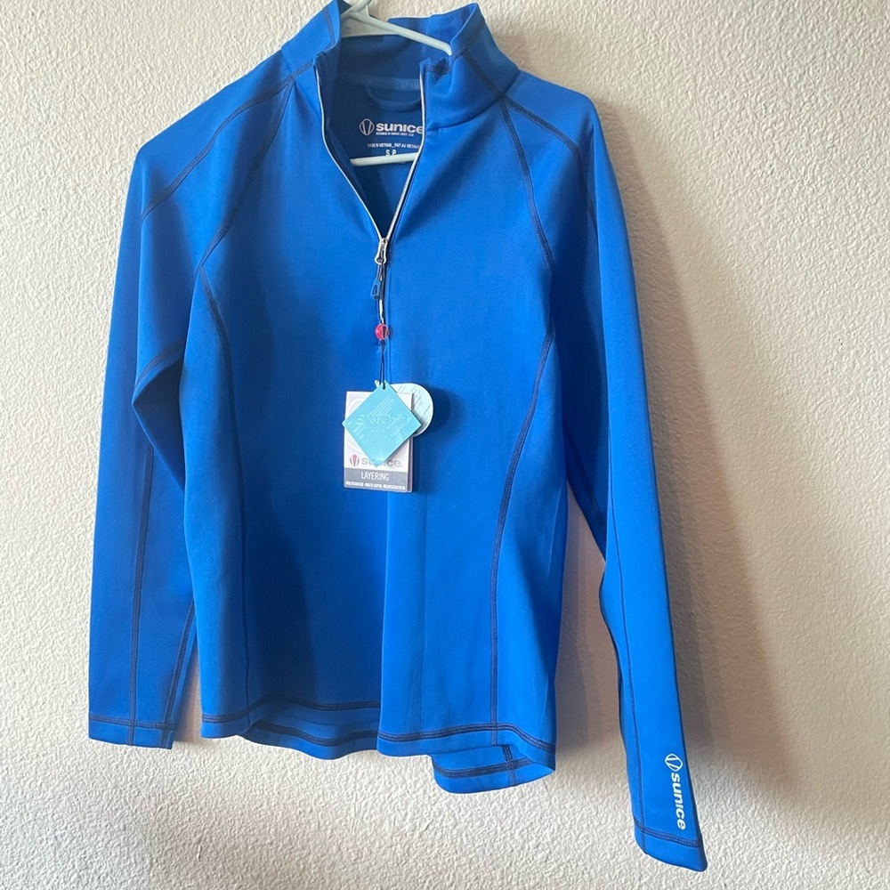 Sunice Women’s Maddy Pullover – Size Small (NWT)